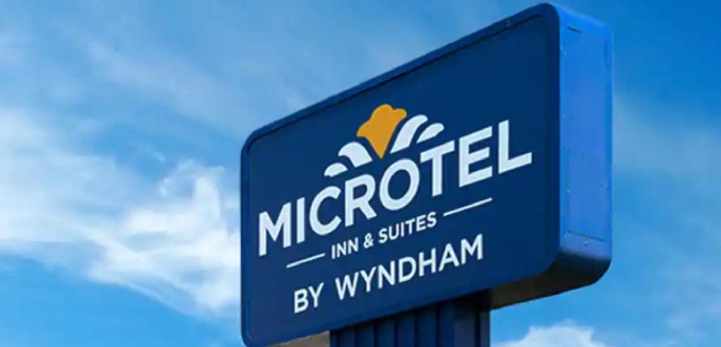 Microtel Inn & Suites By Wyndham Farmington المظهر الخارجي الصورة