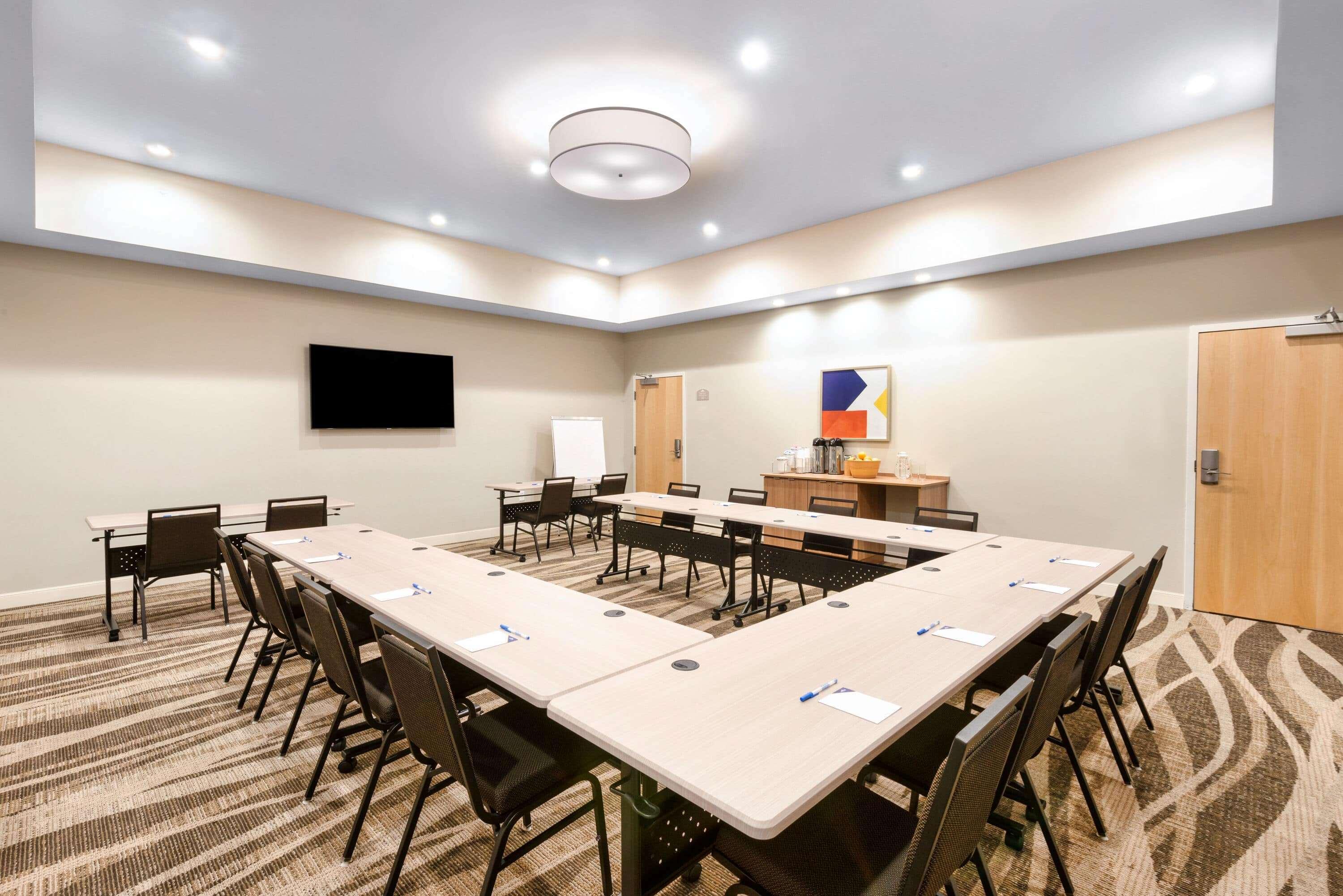 Microtel Inn & Suites By Wyndham Farmington المظهر الخارجي الصورة