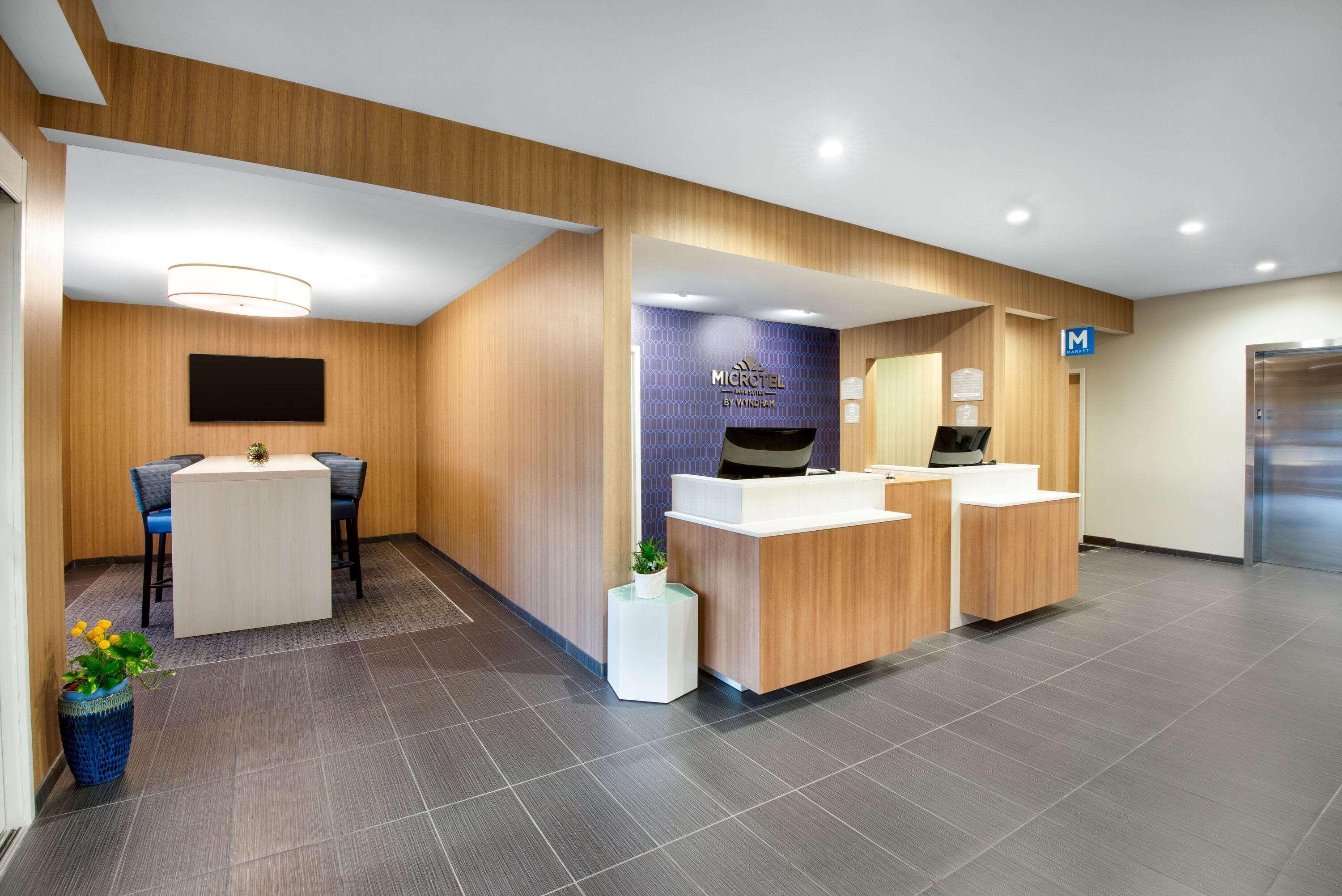 Microtel Inn & Suites By Wyndham Farmington المظهر الخارجي الصورة